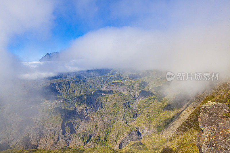 le Maido，马菲特马戏团(Cirque de Mafate from Grande Bénare)，留尼汪岛火山的库迪日。